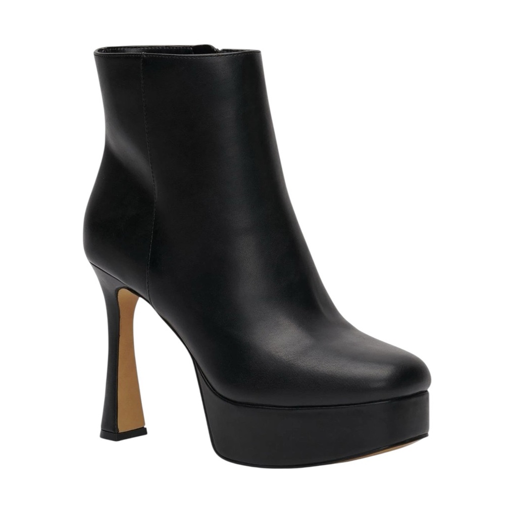 NWT INC Womens Alize Black Faux‎ Leather Booties Shoes 9.5 M Y2K